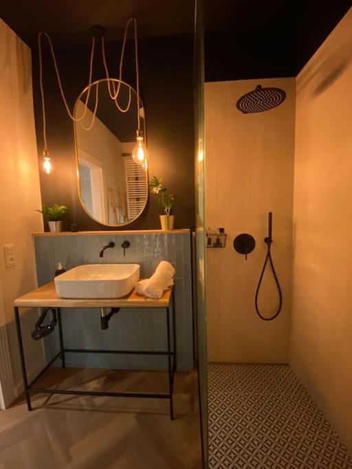 Art & Pleasure Waw Z Bezplatnym Parkingiem Apartment *